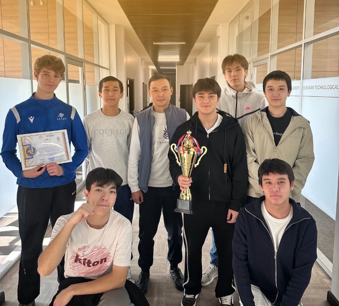 Серебро районных соревнований по волейболу